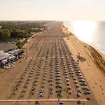 Appartamento Just Steps From The Bibione